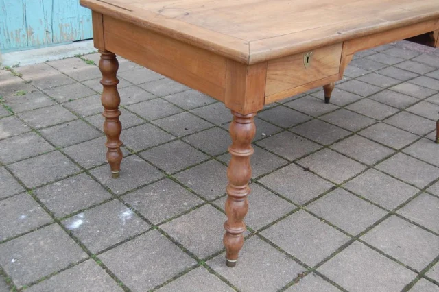 Louis-Philippe bureau in noten, 19e eeuw — Te restaureren