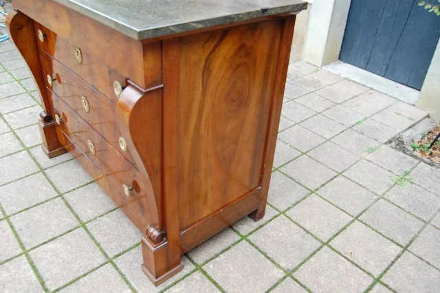 Restauration / Louis-Philippe walnut chest of drawers, 19th century — Excellent condition