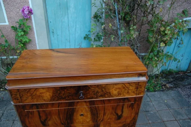 Louis-Philippe solid walnut semainier, 19th century — Excellent condition