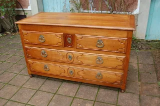 Louis XVI ladekast in kersenhout, 18e eeuw