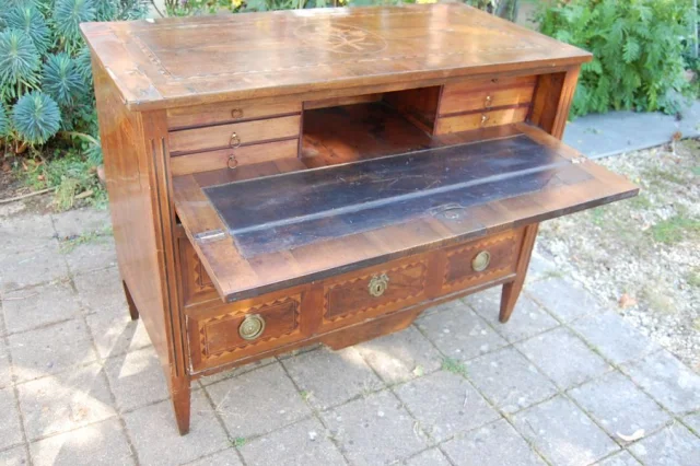 Louis XVI notenhout secretaire-ladekast, 18e eeuw — Uitstekende staat