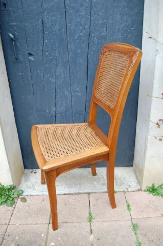 Set of six Art Nouveau walnut chairs, circa 1900