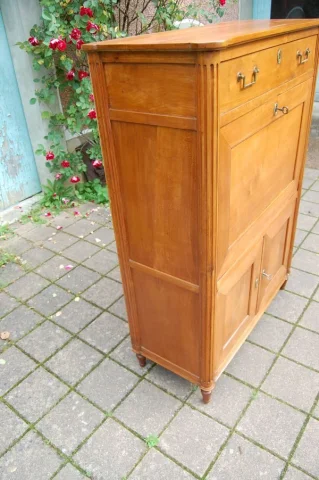 Louis XVI Period Cherry Wood Secretaire, 18th Century — Excellent condition