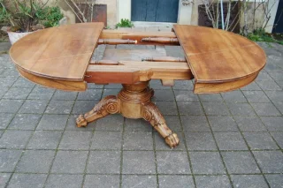 Napoléon III tafel in noten, laat 19e eeuw, 12 couverts met verlengbladen