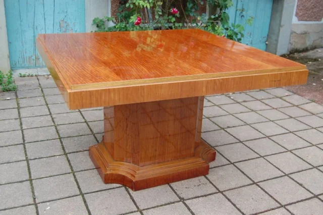 Art Deco moire mahogany table, 1930s — Excellent condition
