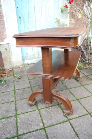 Art Nouveau period mahogany serving table — Excellent condition