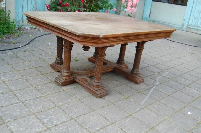 Mesa Napoléon III en roble, 18 comensales, con 6 hojas de extensión, finales del siglo XIX — Excelente estado
