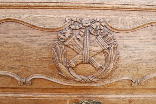 Louis-XV-Zylinderbureau aus Eiche, spätes 18. Jahrhundert — Ausgezeichneter Zustand