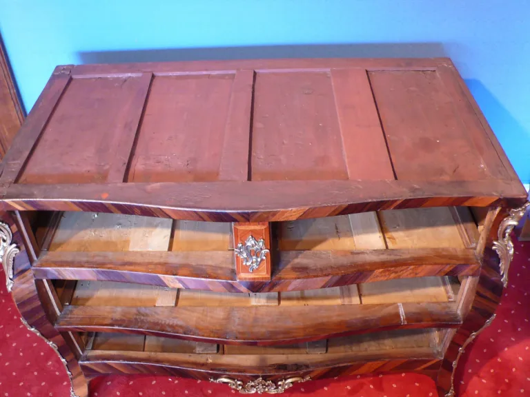CASSA DEI CASSETTI DEL PERIODO DI LOUIS XV
