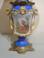 Paire de lampes en porcelaine d'époque Napoléon III