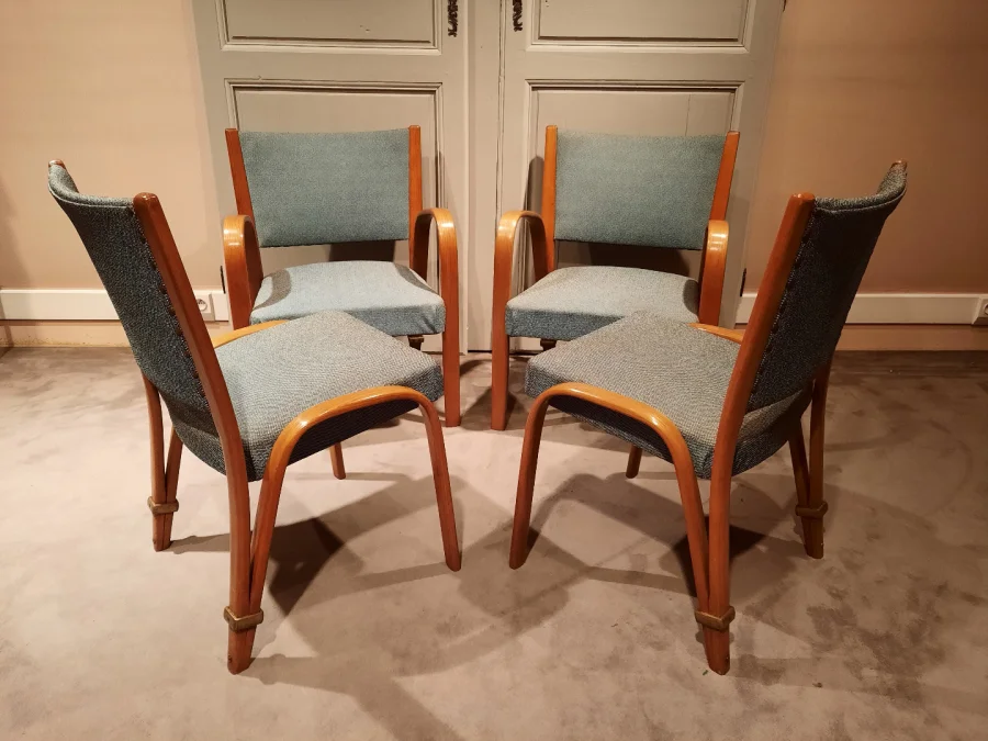 Fauteuils et chaises vintage Bow Wood en frêne, par Wilhem Von Bode Circa 1950.