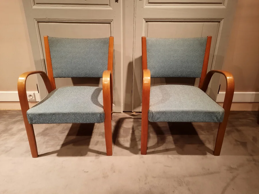 Fauteuils et chaises vintage Bow Wood en frêne, par Wilhem Von Bode Circa 1950.