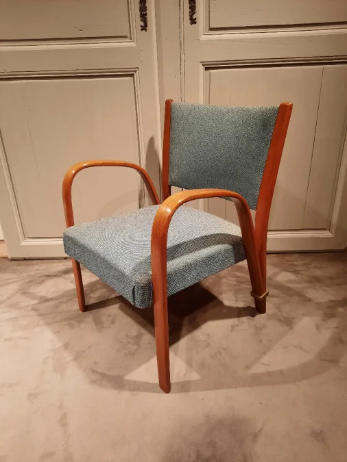 Fauteuils et chaises vintage Bow Wood en frêne, par Wilhem Von Bode Circa 1950.