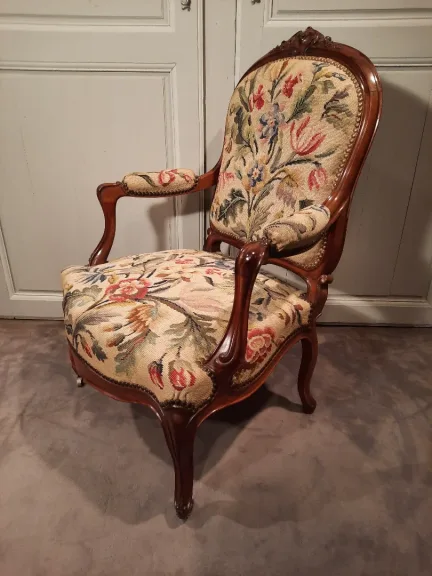 Paire de fauteuils en palissandre d’époque Napoléon III.