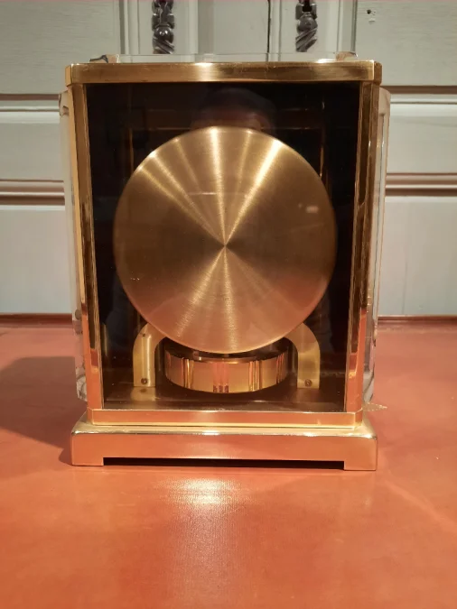 Pendule Atmos, modèle Marina de Jaeger-LeCoultre.
