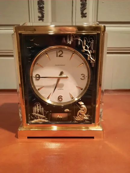 Pendule Atmos, modèle Marina de Jaeger-LeCoultre.