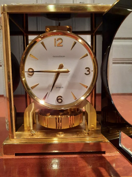 Pendule Atmos, modèle Marina de Jaeger-LeCoultre.