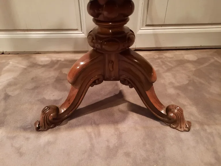Chaise de harpiste en acajou d’époque Louis-Philippe.
