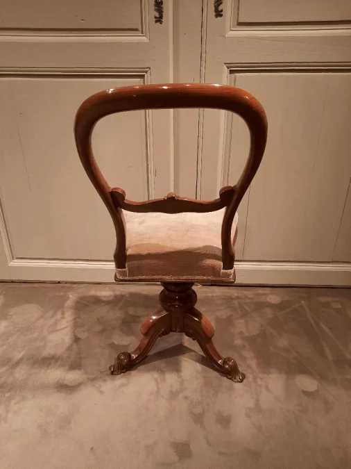 Chaise de harpiste en acajou d’époque Louis-Philippe.