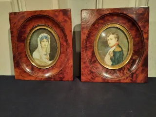 Paire de miniatures d’époque XIXème siècle représentant Napoléon Ier et Joséphine de Beauharnais.