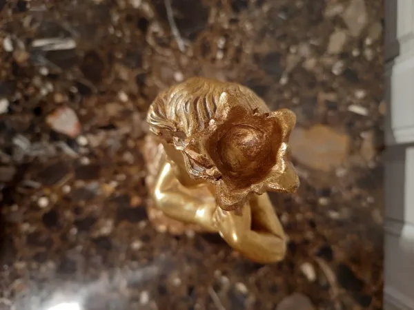 Paire d’angelots en bronze de style Louis XV d’époque XIXème siècle.