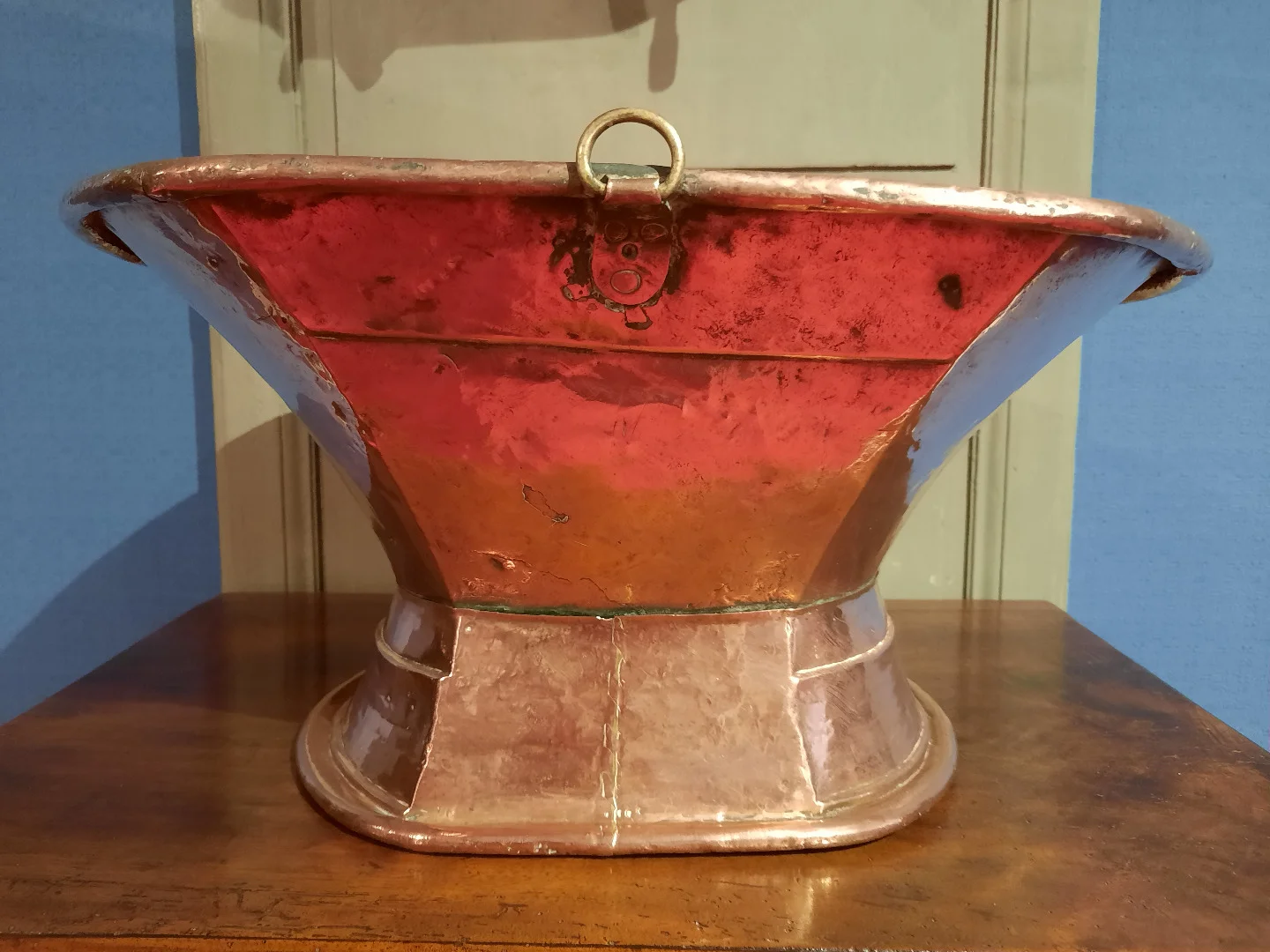 EIGHTEENTH CENTURY WATER FOUNT AND BASIN
