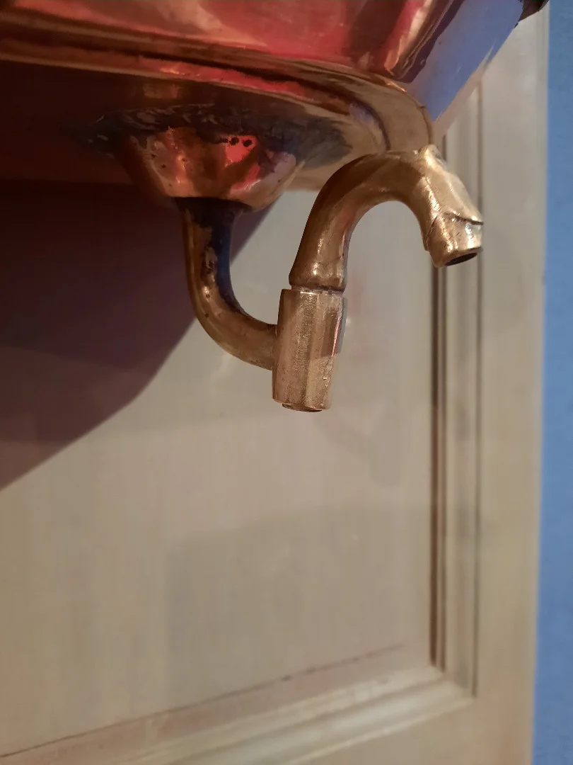 EIGHTEENTH CENTURY WATER FOUNT AND BASIN