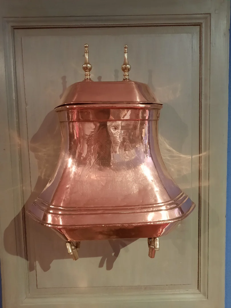 EIGHTEENTH CENTURY WATER FOUNT AND BASIN
