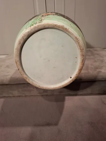 Vase Japonais en porcelaine de grandes dimensions d’époque fin du XIXème siècle.