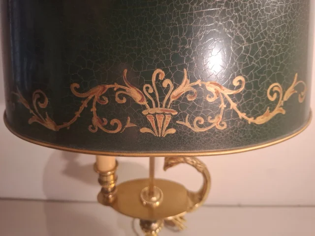 Gilt bronze bouillotte lamp with griffon-head motif, 20th century — Excellent condition