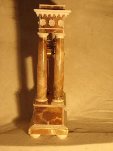 RELOJ PORTICO