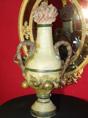 Grand vase en terre cuite polychrome Art Nouveau