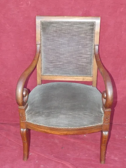 SILLÓN CHARLES X PERIOD