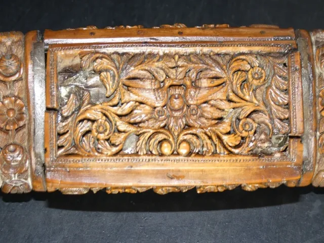 Tabatière en corozo sculpté art populaire 18ème