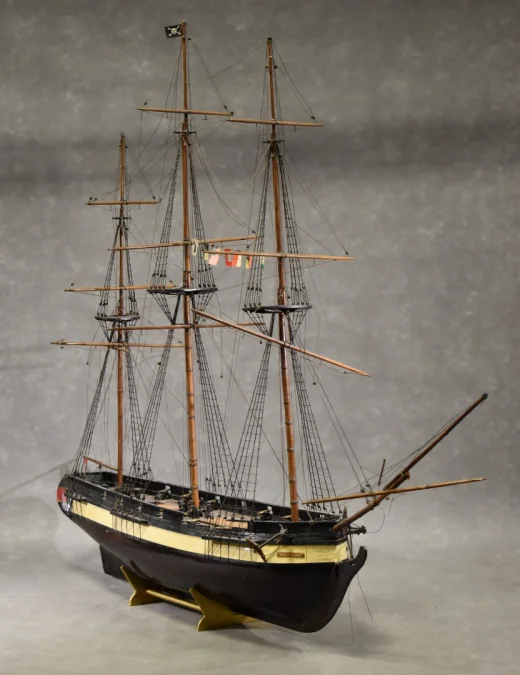 Maquette de bateau trois mats " Le Toujours" en bois 19e siècle
