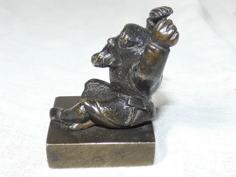 FIGURA VIENESE IN BRONZO
