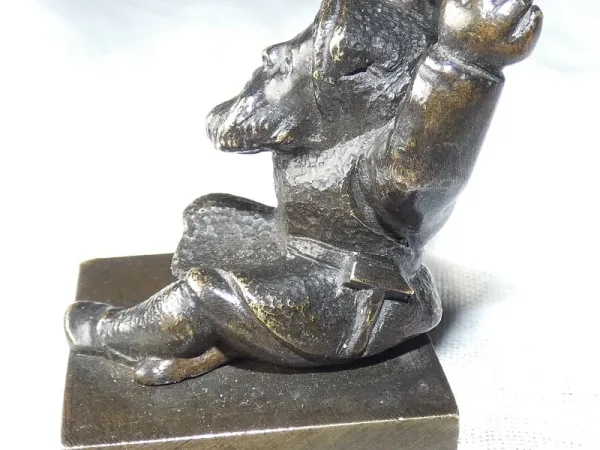 FIGURA VIENESE IN BRONZO