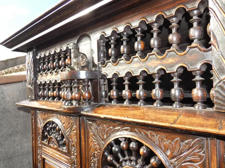 BRETON CUPBOARD
