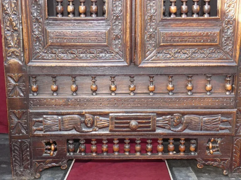 BRETON CUPBOARD