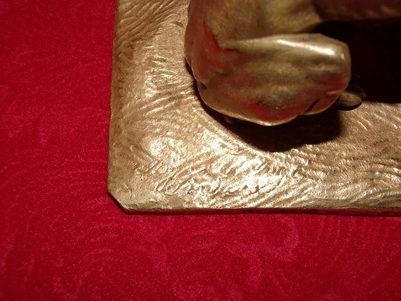 Sculpture  " lévrier et canard " bronze à patine dorée P.J.Mène 1810-1879 Paris