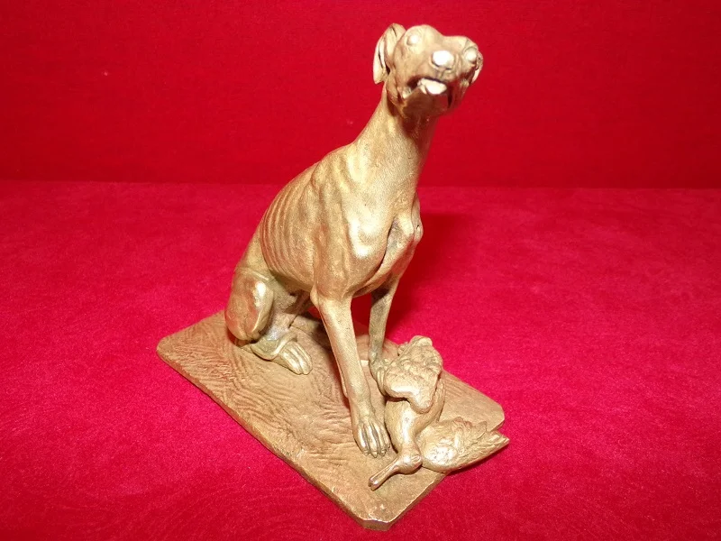 Sculpture  " lévrier et canard " bronze à patine dorée P.J.Mène 1810-1879 Paris