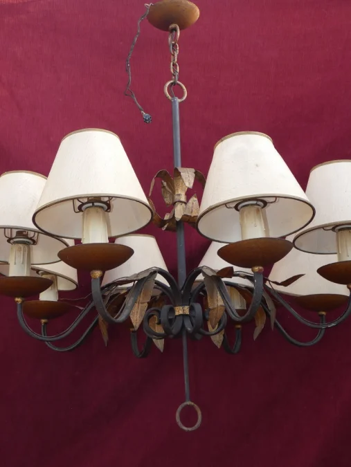 Grand Lustre genre Royère à 8 lumières fer et laiton doré années 30/40