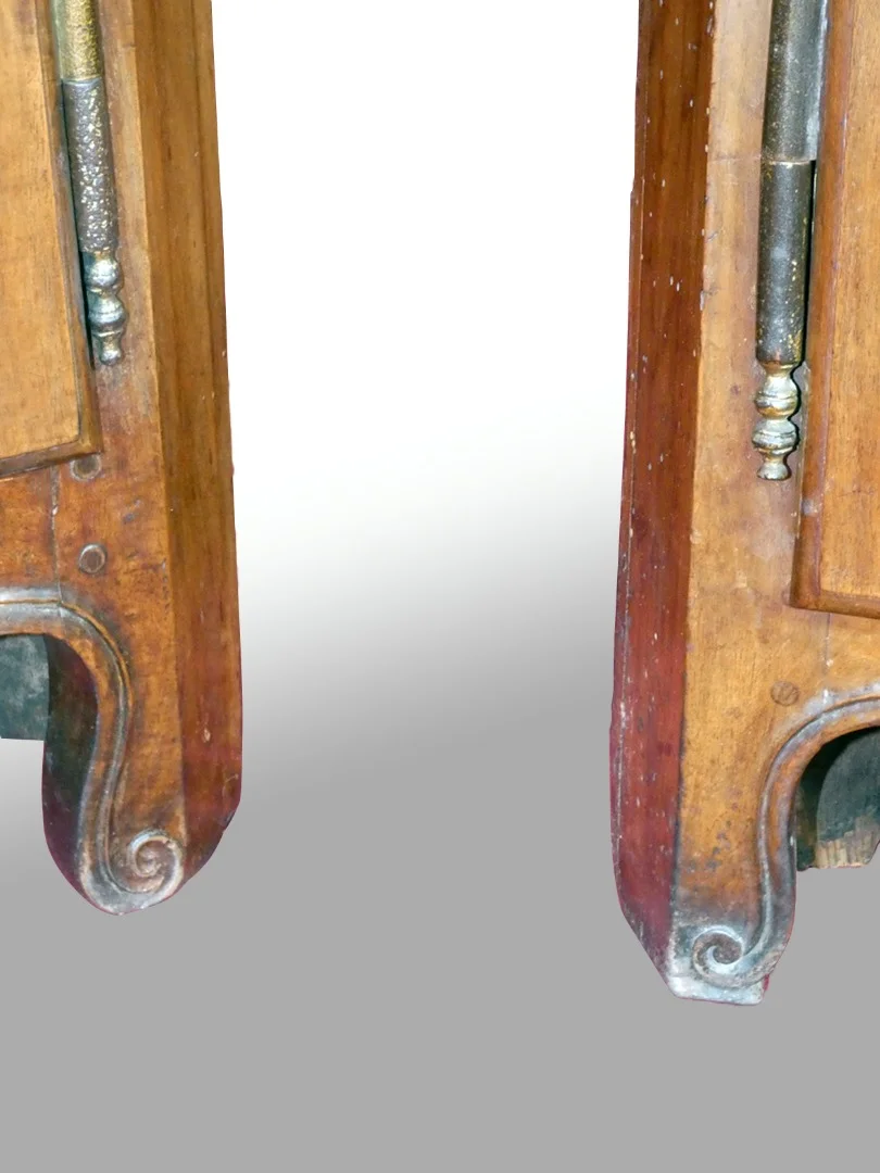 Paire d'encoignures Louis XV Provençales 18e