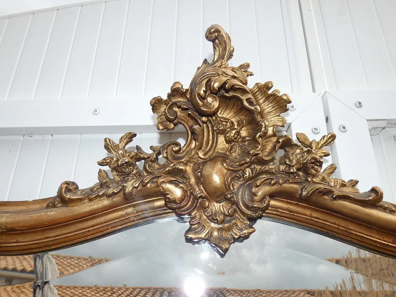 Miroir doré de style Louis XV rocaille époque Napoléon III vers 1875