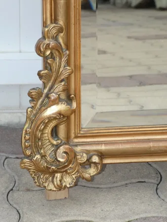 Miroir doré de style Louis XV rocaille époque Napoléon III vers 1875