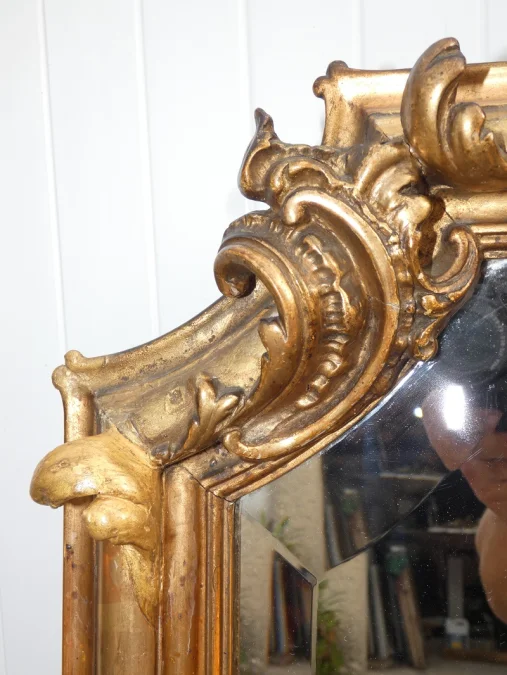 Miroir doré de style Louis XV rocaille époque Napoléon III vers 1875