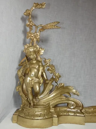 Barre de cheminée aux Bébés style Louis XV 19eme bronze ciselé (F. Barbedienne?)