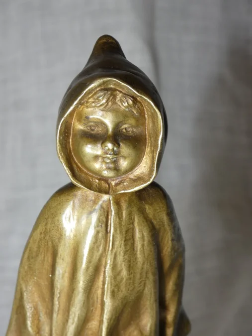 Bronze patine doré 1900 " la jeune fille à la capeline" par Aristide De Ranieri