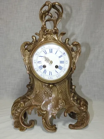 Pendule cartel de style Louis XV en bronze mouvement JAPY Napoléon III vers 1880