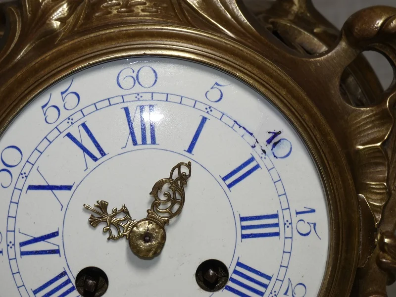 Pendule cartel de style Louis XV en bronze mouvement JAPY Napoléon III vers 1880